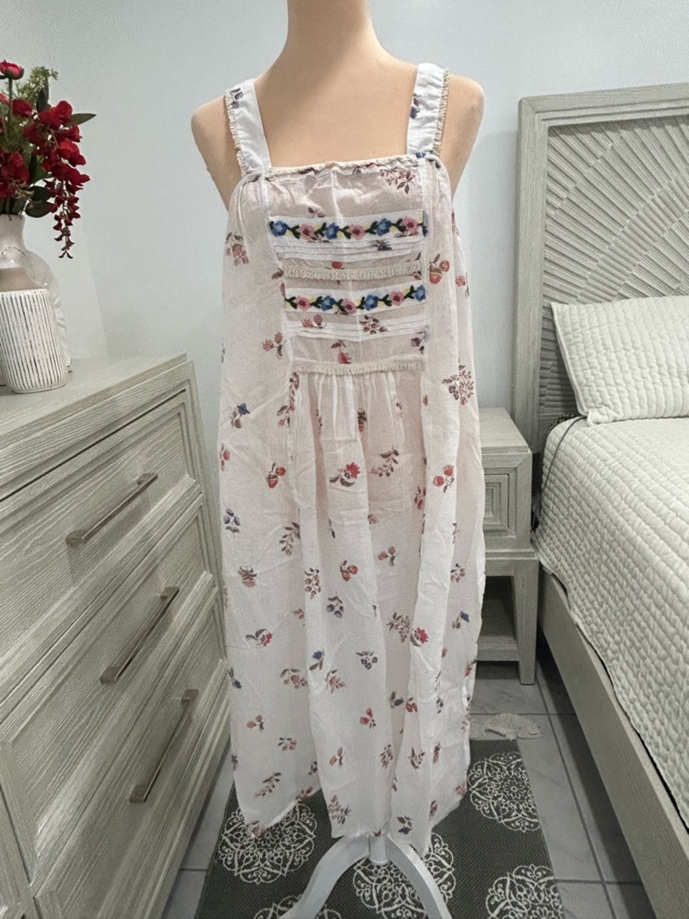 Free People White Floral Midi Dress with Multicolor Embroidery